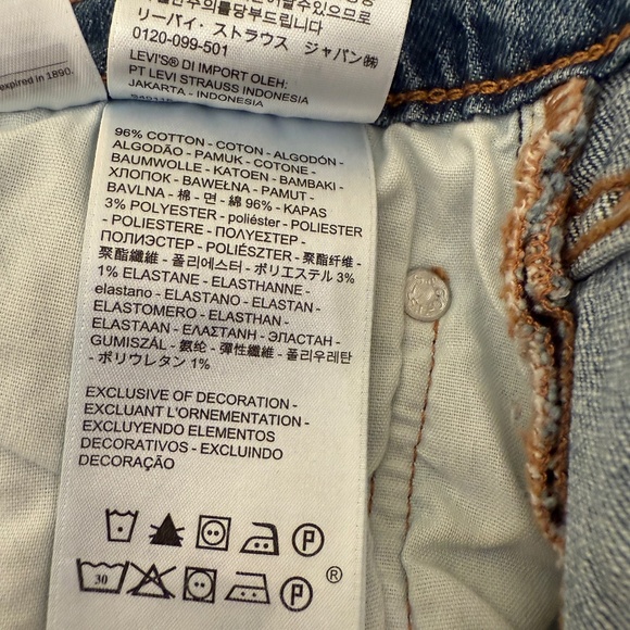 Levi’s 501 Women’s Jeans Size 29x26 Distressed, Big E, Ankle-Length Button Fly - Picture 9 of 14